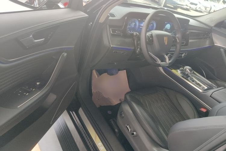 Used Hongqi HS5 2023 2.0T Four-Wheel Drive Flagship Pro Edition Driver Seat