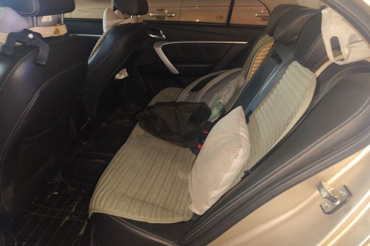 Used Geely Auto Emgrand 2017 Sedan Million Edition 1.5L CVT Upward Version
