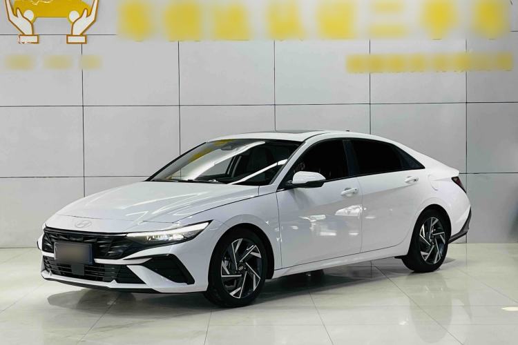 Used Hyundai Elantra 2023 1.5L CVT LUX Prestige Edition