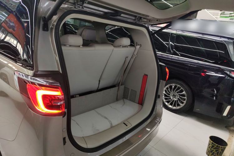 Used Buick GL8 2022 ES Landtrek 653T Comfort Edition