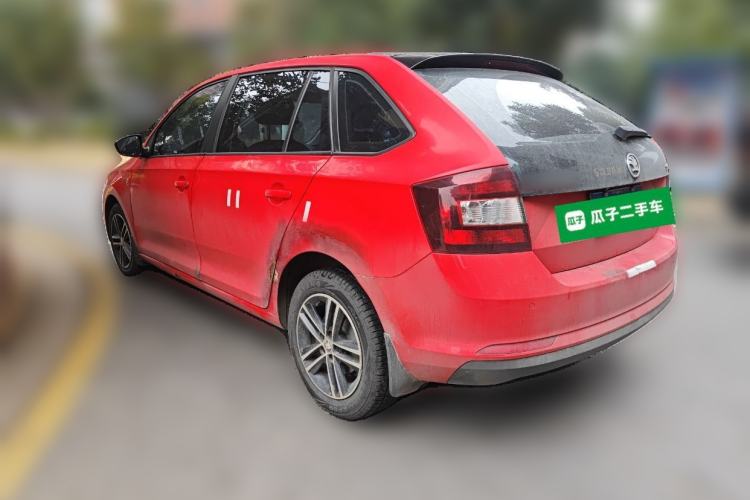 Used Skoda Rapid Spaceback 2014 1.6L Manual Enjoyment Edition