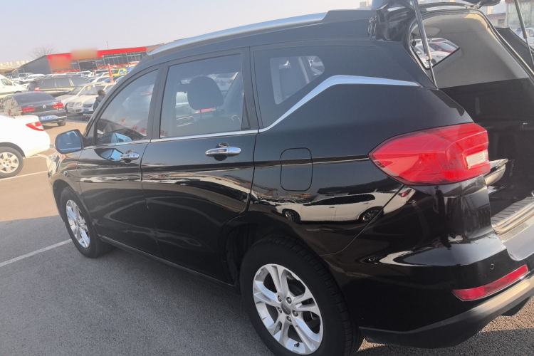 Used Haval M6 2017 1.5T Automatic Two-Wheel Drive Urban Model
