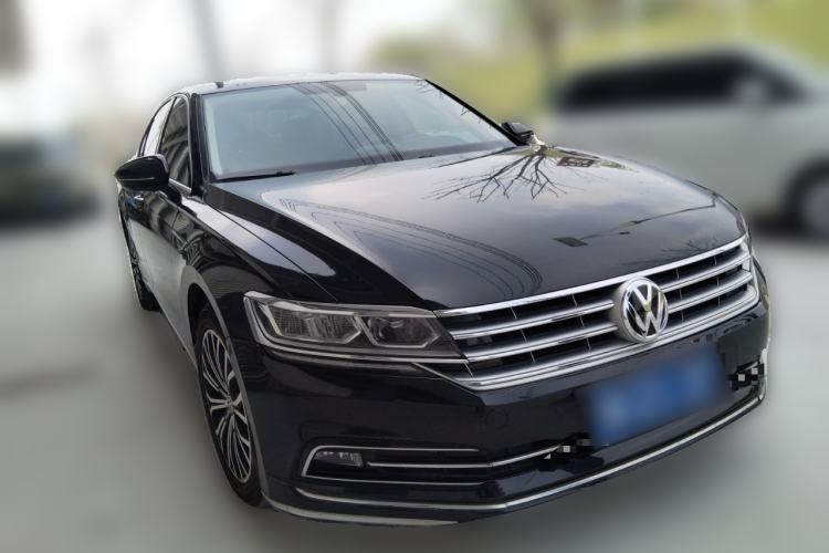 Used Volkswagen Phideon 2016 380TSI Two-Wheel-Drive Luxury Edition

