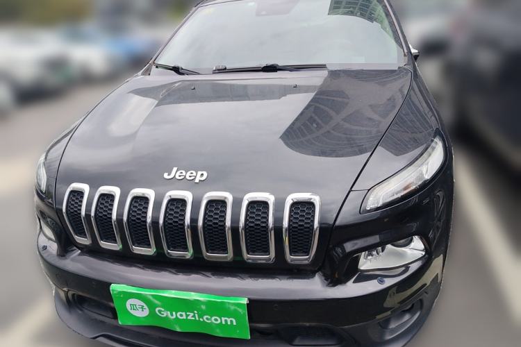 Used Jeep Cherokee 2014 2.4L Urban Edition