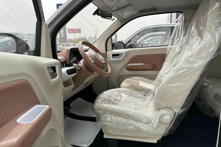 Used Wuling Hongguang MINIEV 2024 3rd Generation 215km Youth Edition