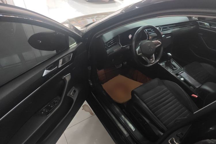 Used Volkswagen Magotan 2020 330TSI DSG Leading Model Driver Seat