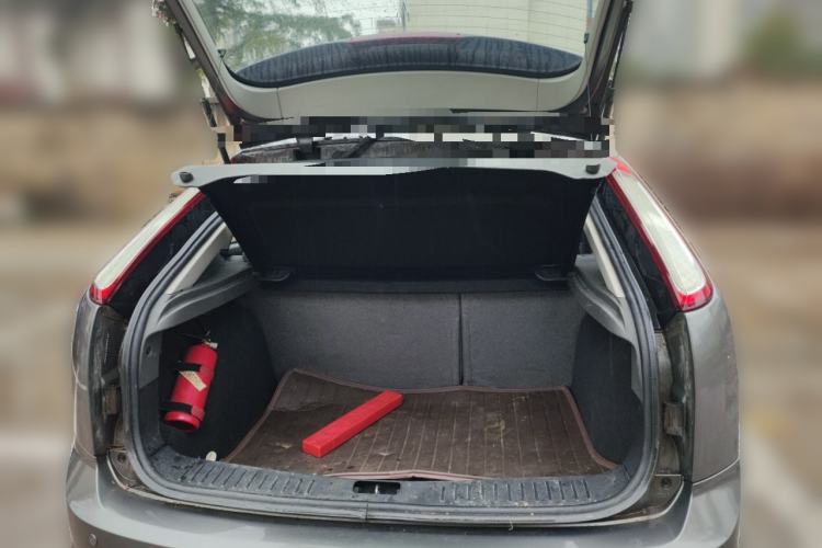 Used Ford Focus 2013 Hatchback Classic 1.8L Automatic Base Model
