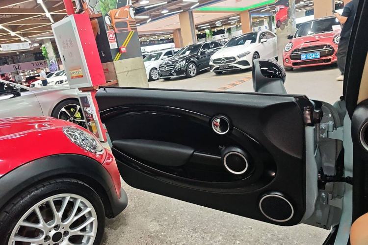 Used MINI MINI 2011 1.6L COOPER Excitement