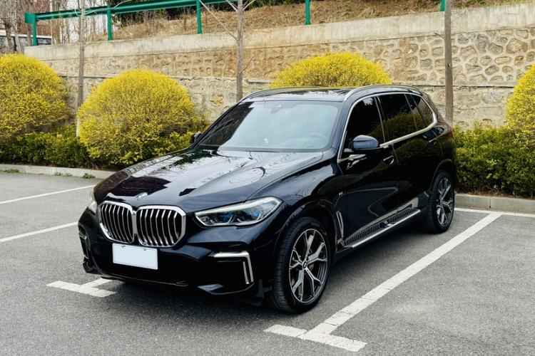 Used BMW X5 2022 xDrive 40Li M Sport Package