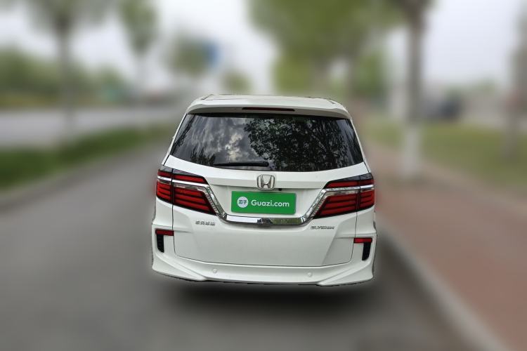 Used Honda Elysion 2016 2.4L Style Edition
