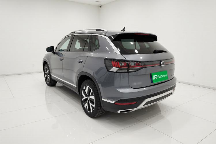 Used Volkswagen Tayron 2023 300TSI Two-Wheel-Drive Luxury Plus Advanced Edition Exterior 2