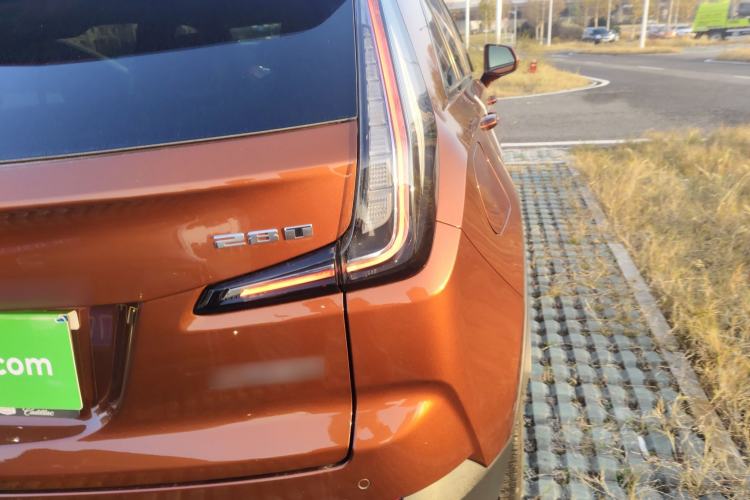 Used Cadillac XT4 2018 28T 4x4 Platinum Sport Edition
