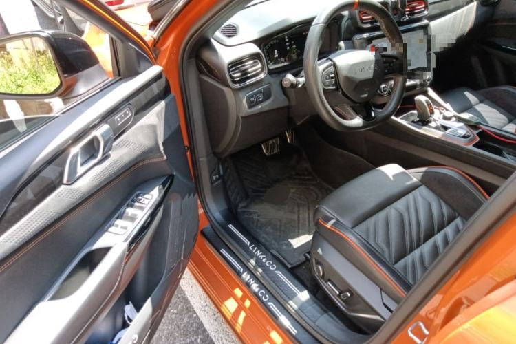 Used Lynk & Co 02 Hatchback 2021 2.0TD Halo Driving Control Kit Edition
