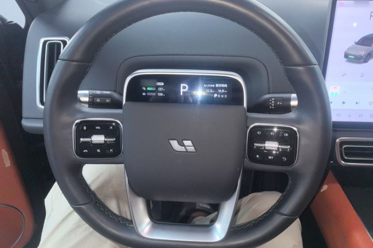 Used Li Auto L7 2023 Pro Model
