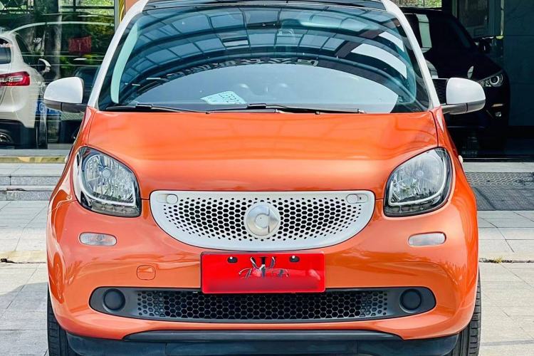 Used smart forfour 2016 0.9T 66 kW Pioneer Edition