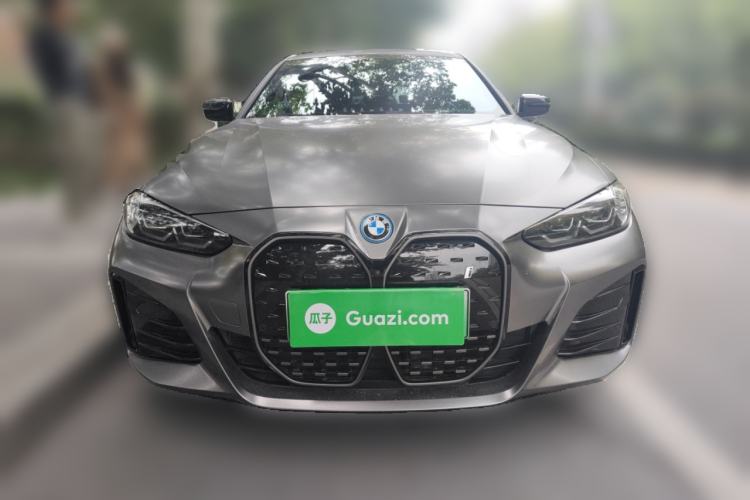 Used BMW i4 2022 eDrive40
