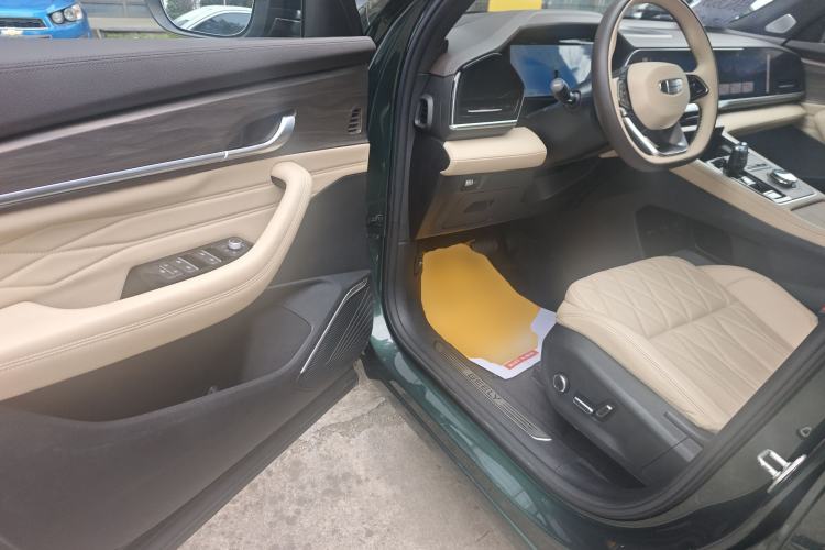 Used Geely Auto Monjaro L 2025 Dongfang Yao 2.0TD Automatic All-Wheel-Drive Wangyue Edition
