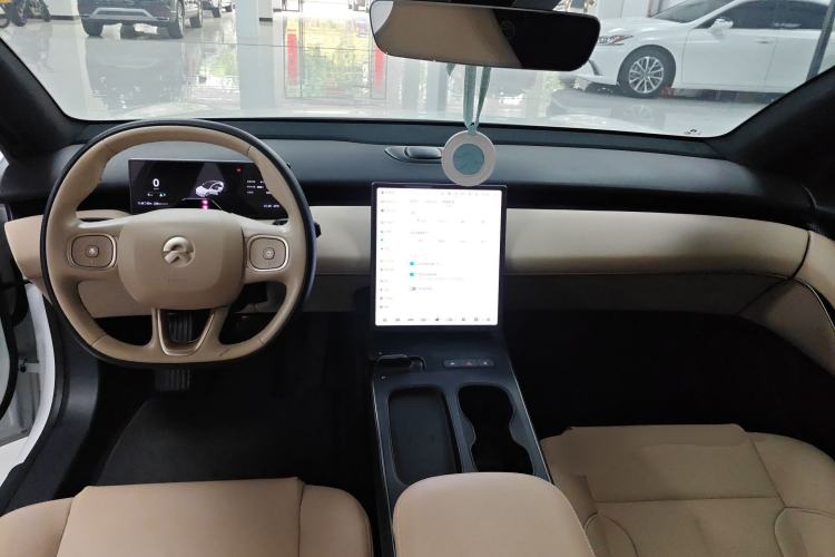 Used Nio ET5 2022 75 kWh
