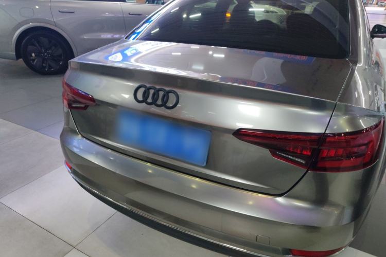 Used Audi A4L 2018 30th Anniversary Edition 40 TFSI Trendy Model
