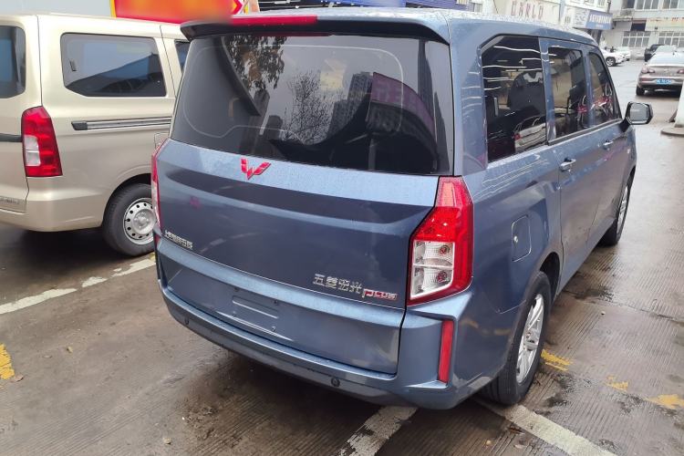 Used Wuling Hongguang PLUS 2019 1.5T Manual Comfort Version 7 Seats

