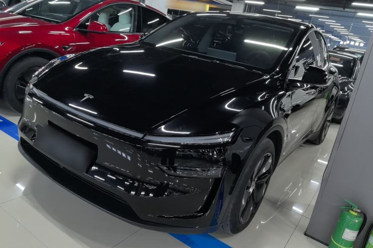 Used Tesla Model Y 2025 Rear-Wheel-Drive Version