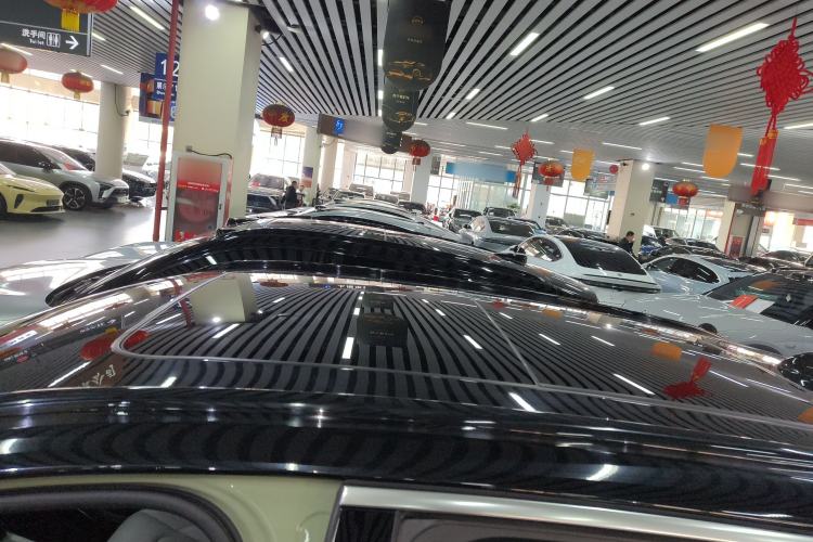 Used Nio ES6 2019 420 km Sport Version Roof