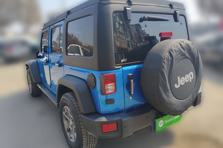 Used Jeep Wrangler 2015 3.6L Rubicon Four-Door Comfort Edition
