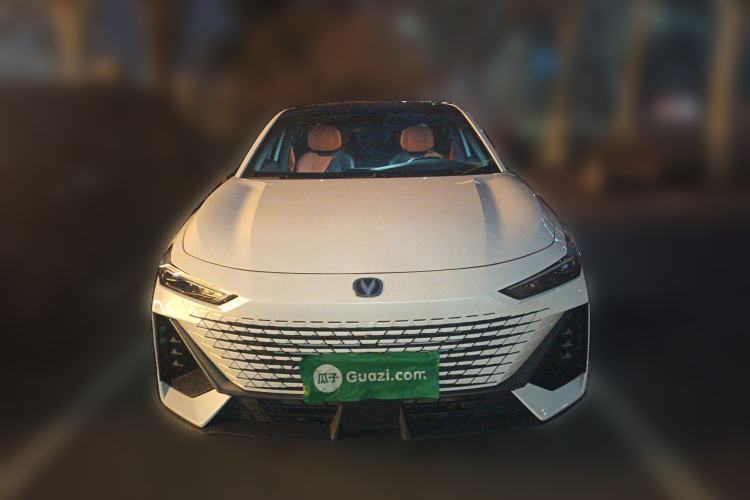 Used Changan UNI-V 2022 1.5T Prestige Version
