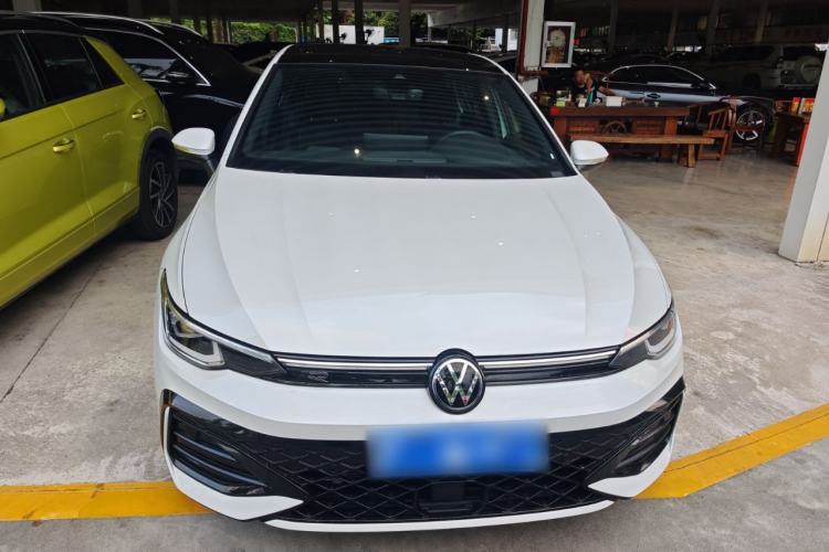 Used Volkswagen Golf 2025 300TSI R-Line Front