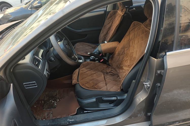 Used Volkswagen Sagitar 2014 Revised Version 1.6L Automatic Leading Edition Left Front Seat