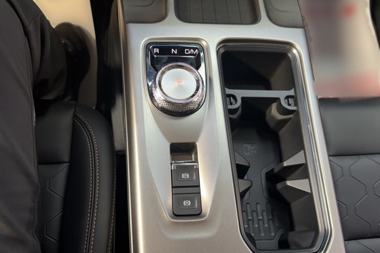 Used Haval DARGO 2024 1.5T DCT Border Collie Edition Interior 4