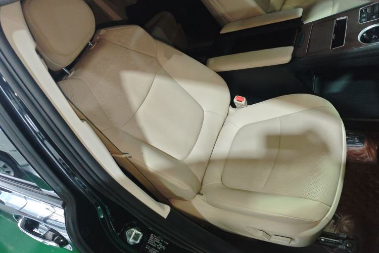 Used Toyota Granvia 2023 2.5L Hybrid Prestige PLUS Edition