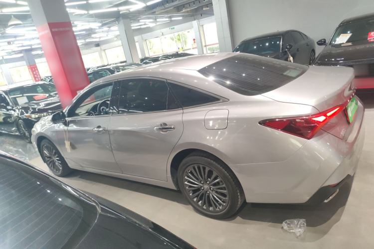 Used Toyota Avalon 2019 2.0L XLE Premium Edition China VI