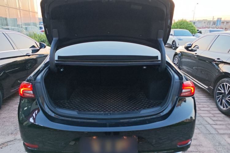 Used Buick LaCrosse 2021 652T Luxury Model
