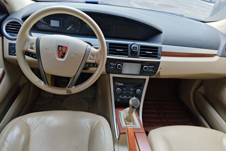 Used Roewe 550 2013 Classic Edition 550 1.8L Manual Luxury Model
