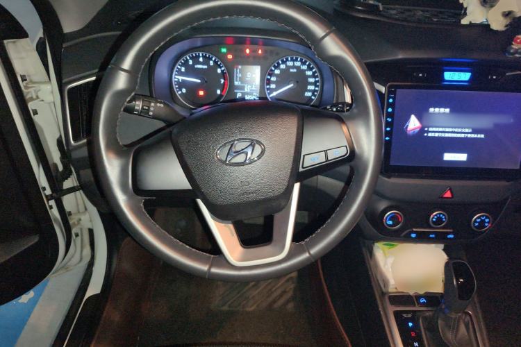 Used Hyundai ix25 2015 1.6L Automatic Two-Wheel Drive Smart GLS Trim
