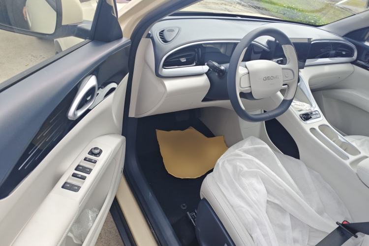 Used Geely Galaxy Geome 2026 Model 310km Youth Edition Driver Seat