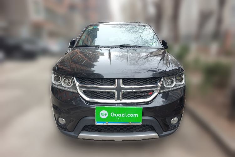 Used Dodge Journey 2013 2.4L Two-Wheel Drive Luxury Version