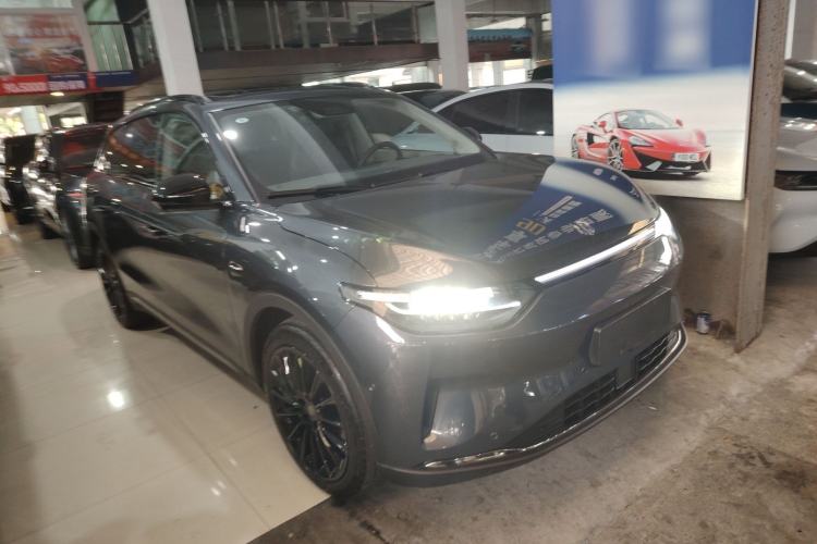 Used Leapmotor C11 2023 Pure Electric 580 All-Wheel-Drive Performance Edition Front Right 45 Deg