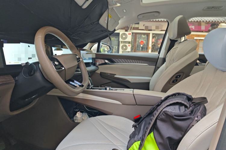 Used Roewe RX9 2023 2.0T Two-Wheel Drive Enjoyment Version
