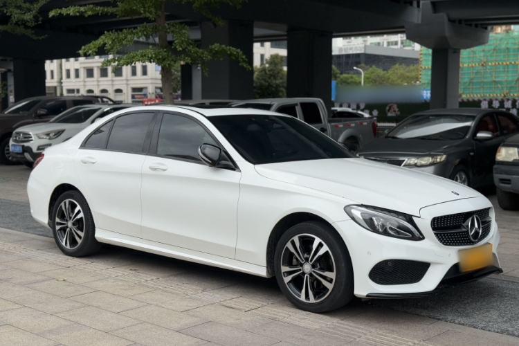 Used Mercedes-Benz C-Class 2017 C 200 Sport Edition Exterior 6