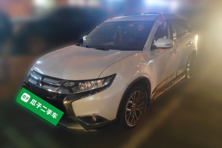 Used Mitsubishi Outlander 2017 2.0L Two-Wheel Drive Glory Edition 5 Seats