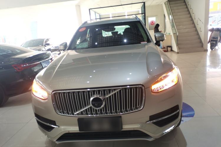 Used Volvo XC90 2015 T6 Luxury Edition 5-seater Exterior 1