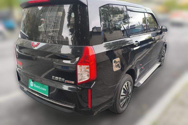 Used Wuling Hongguang PLUS 2020 1.5L Manual Standard Edition 5 Seats