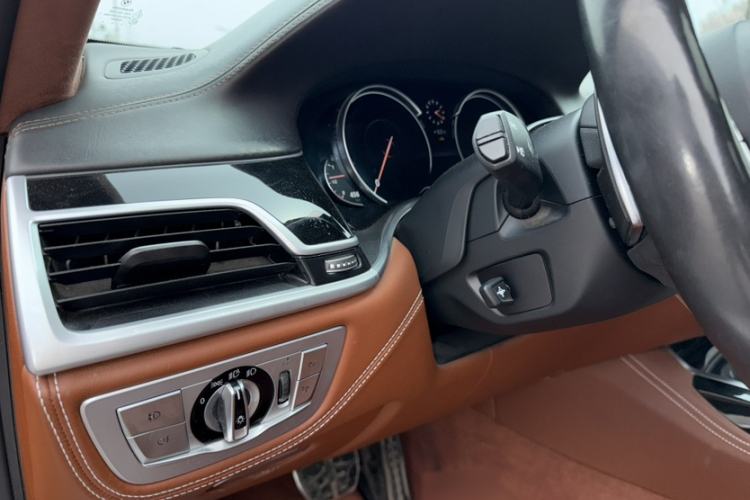 Used BMW 7 Series 2018 740Li xDrive Luxury Edition M Sport Package
