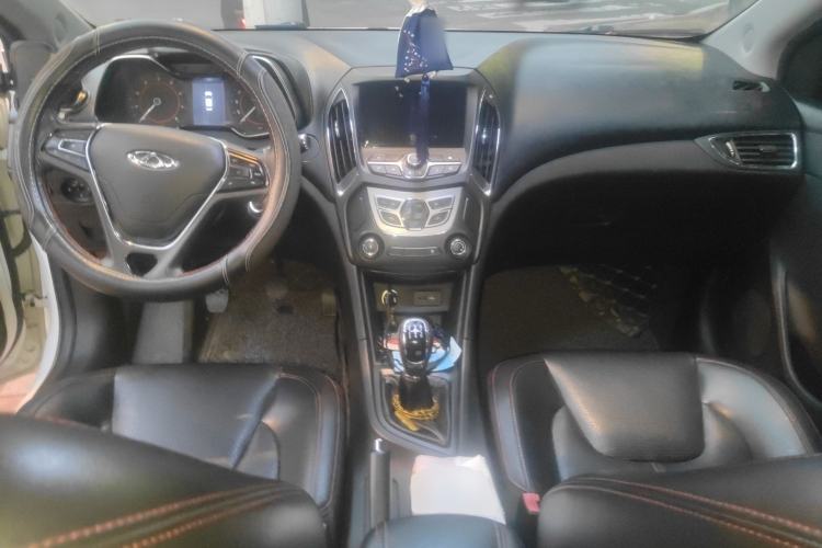 Used Chery Arrizo 5 2016 1.5L Manual Leading Version Center Console