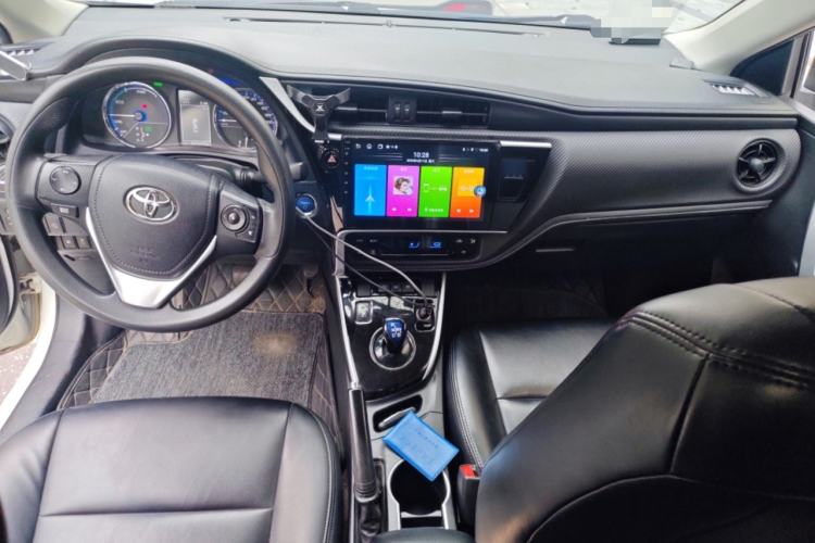 Used Toyota Levin Hybrid E+ 2019 1.8L PH GS E-CVT Elite Edition Center Console