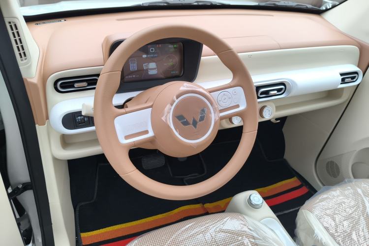 Used Wuling Hongguang MINIEV 2024 3rd Generation 215km Youth Edition