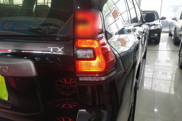 Used Toyota Prado 2018 3.5L Automatic TX-L Right Rear Taillight