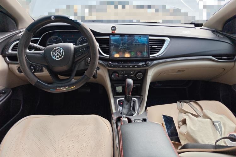 Used Buick GT 2016 15N Automatic Elite Edition Center Console